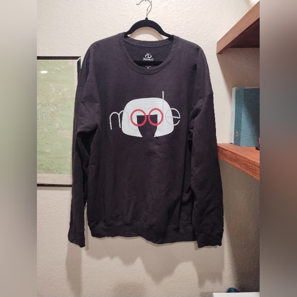 Disney Tops - Incredibles 2 MODE Sweatshirt - Women's Size 2X